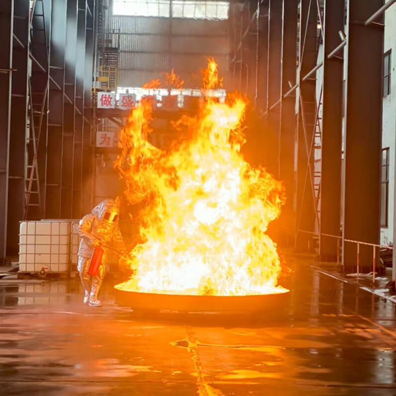 PLENT & SXFIREPRO TÄYDELLINEN KESKUSTIKEUTTAVAT JÄRJESTELMÄT UUSI FIREFIGHING FOAM -tuotteesta